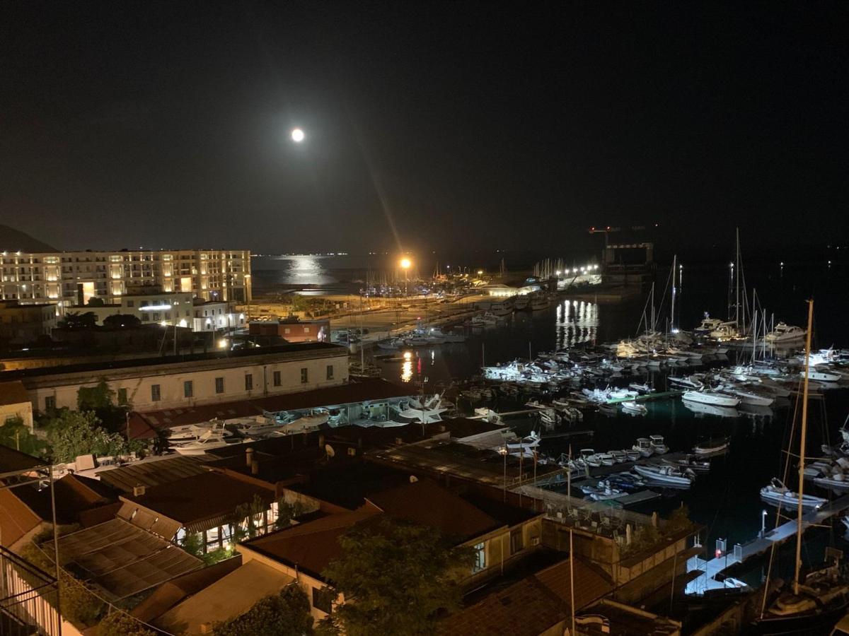 Apartamento Casa D'Amare Salerno Exterior foto